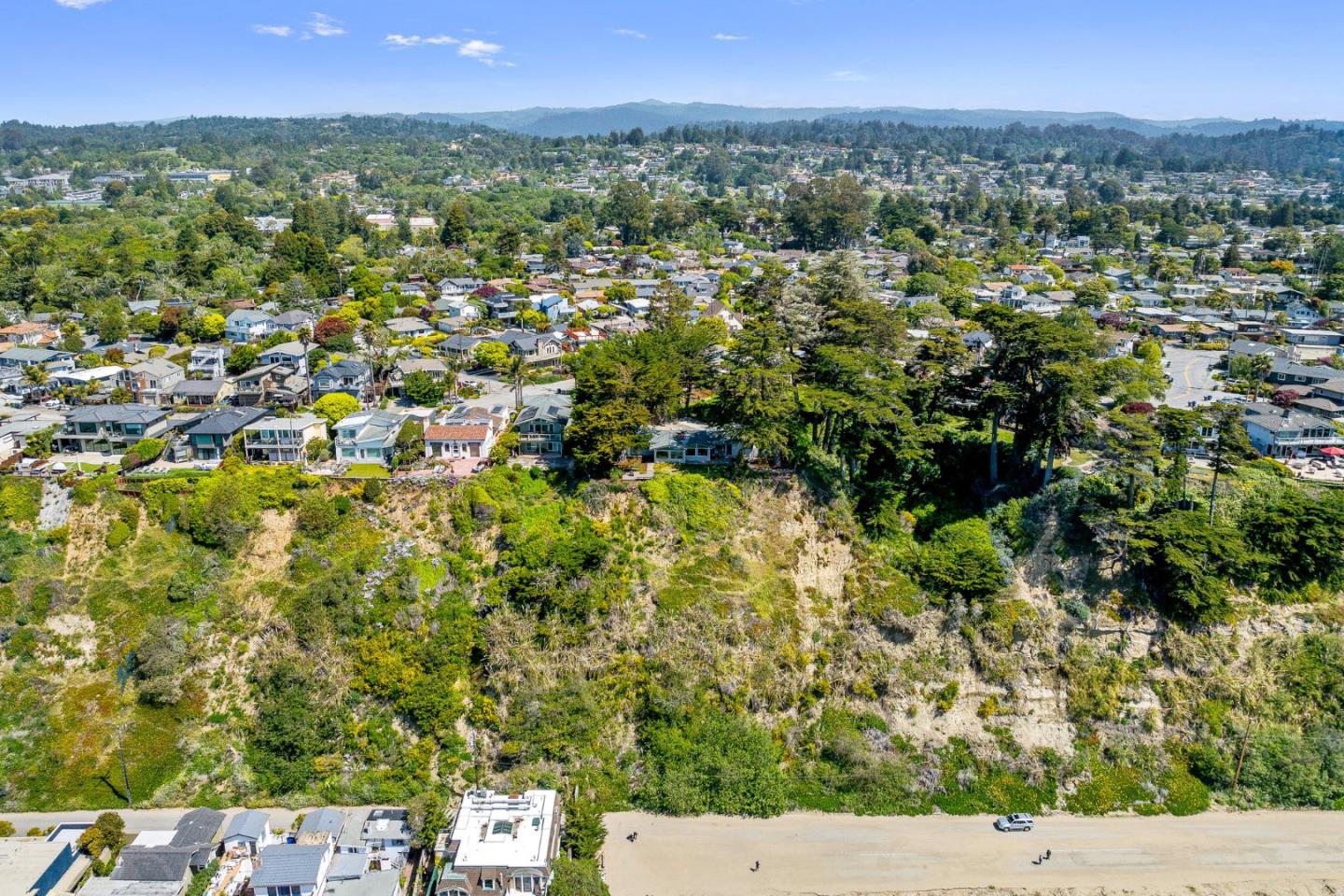 Detail Gallery Image 62 of 76 For 701 Seacliff Dr, Aptos,  CA 95003 - 3 Beds | 2 Baths