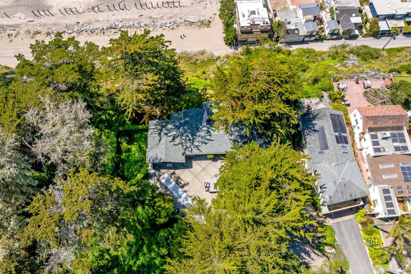 Detail Gallery Image 63 of 76 For 701 Seacliff Dr, Aptos,  CA 95003 - 3 Beds | 2 Baths