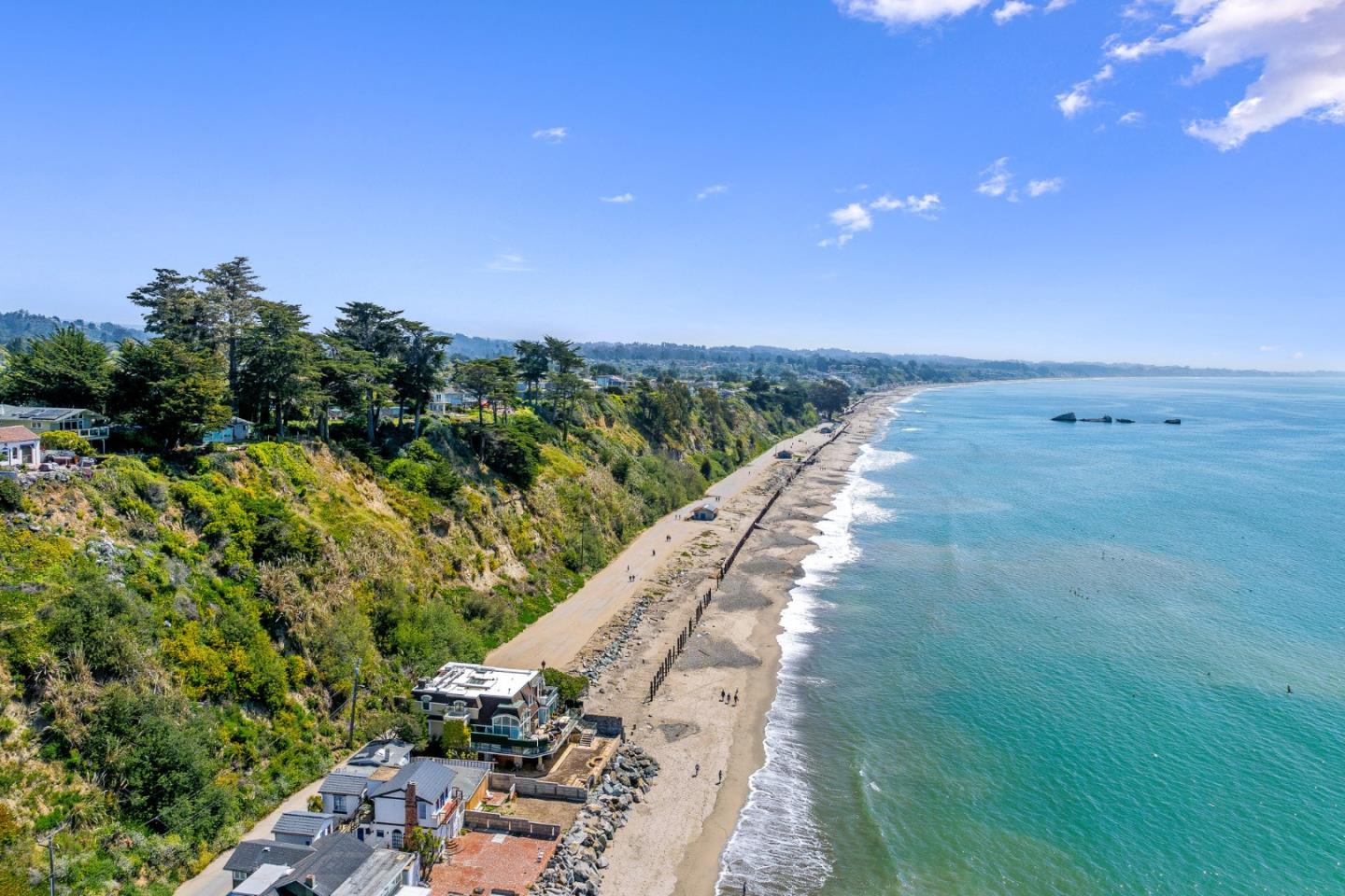 Detail Gallery Image 70 of 76 For 701 Seacliff Dr, Aptos,  CA 95003 - 3 Beds | 2 Baths