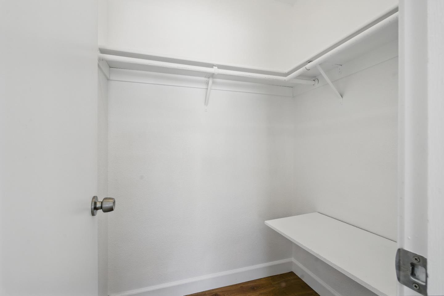 Detail Gallery Image 14 of 23 For 24 Kenbrook Cir, San Jose,  CA 95111 - 2 Beds | 2 Baths