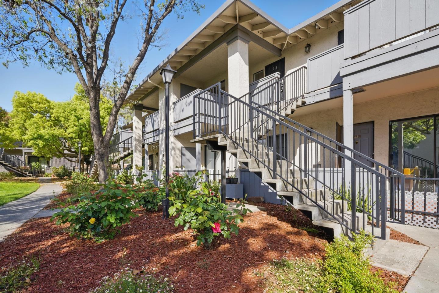 Detail Gallery Image 19 of 23 For 24 Kenbrook Cir, San Jose,  CA 95111 - 2 Beds | 2 Baths