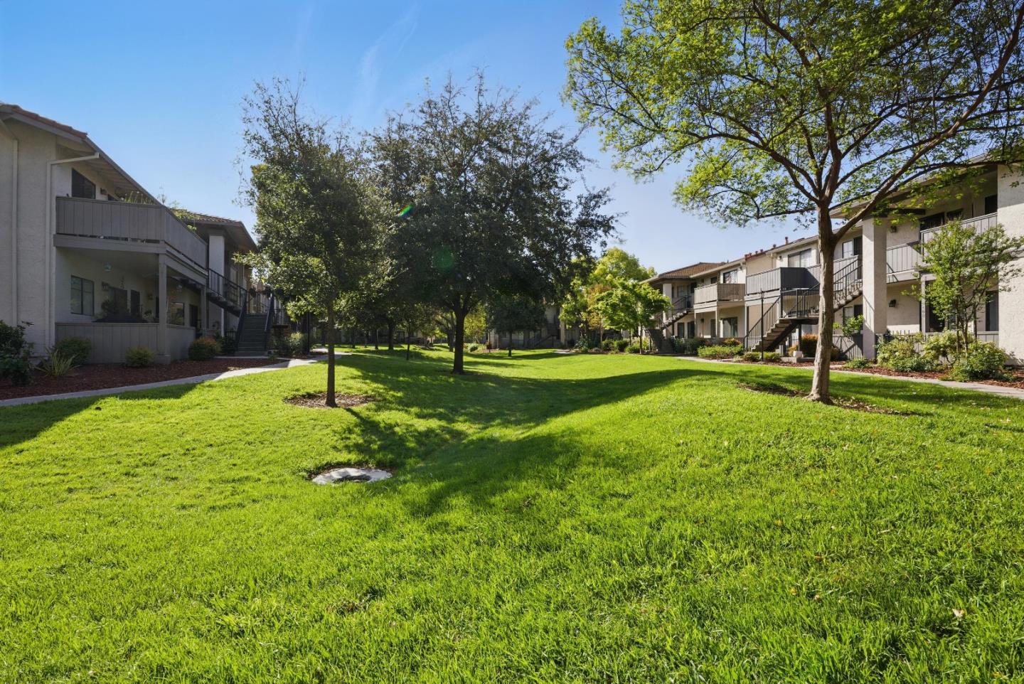 Detail Gallery Image 21 of 23 For 24 Kenbrook Cir, San Jose,  CA 95111 - 2 Beds | 2 Baths