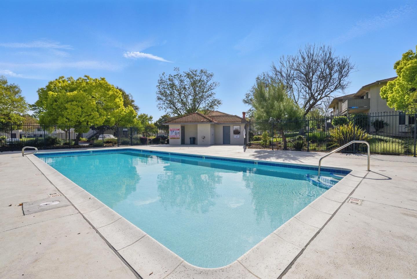 Detail Gallery Image 22 of 23 For 24 Kenbrook Cir, San Jose,  CA 95111 - 2 Beds | 2 Baths
