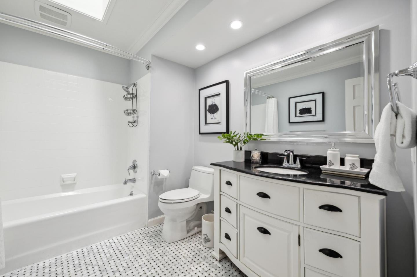 Detail Gallery Image 74 of 93 For 2180 Bayhill Ct, Half Moon Bay,  CA 94019 - 4 Beds | 3/1 Baths