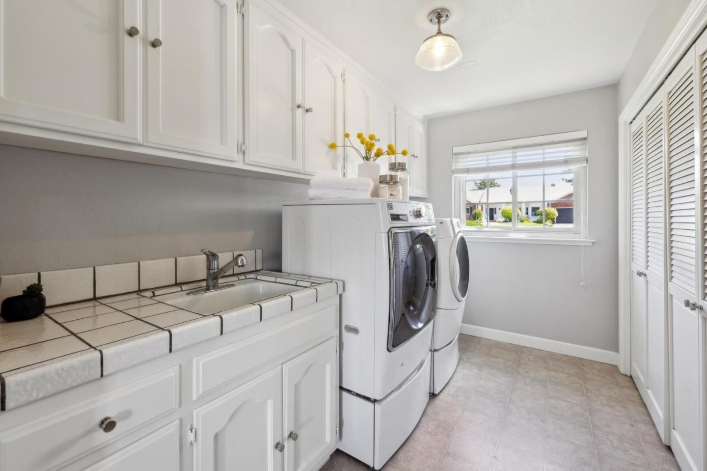 Detail Gallery Image 80 of 93 For 2180 Bayhill Ct, Half Moon Bay,  CA 94019 - 4 Beds | 3/1 Baths