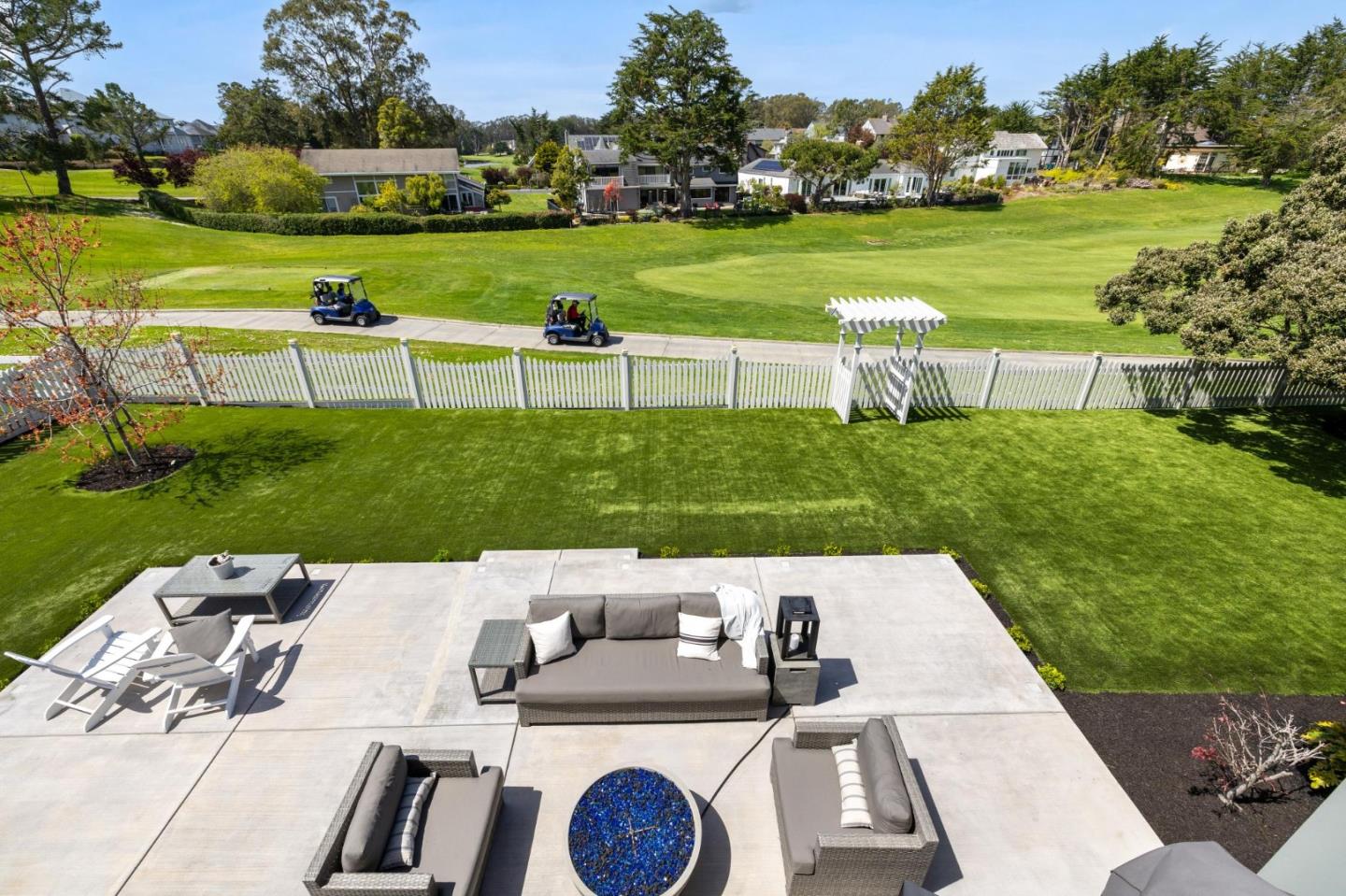 Detail Gallery Image 87 of 93 For 2180 Bayhill Ct, Half Moon Bay,  CA 94019 - 4 Beds | 3/1 Baths