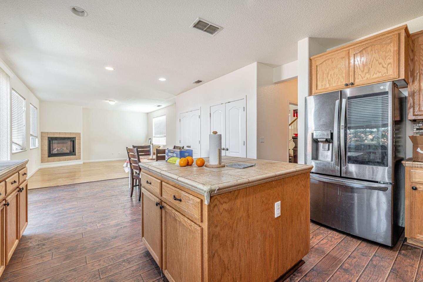 Detail Gallery Image 12 of 35 For 5305 Gold Creek Cir, Discovery Bay,  CA 94505 - 5 Beds | 3 Baths