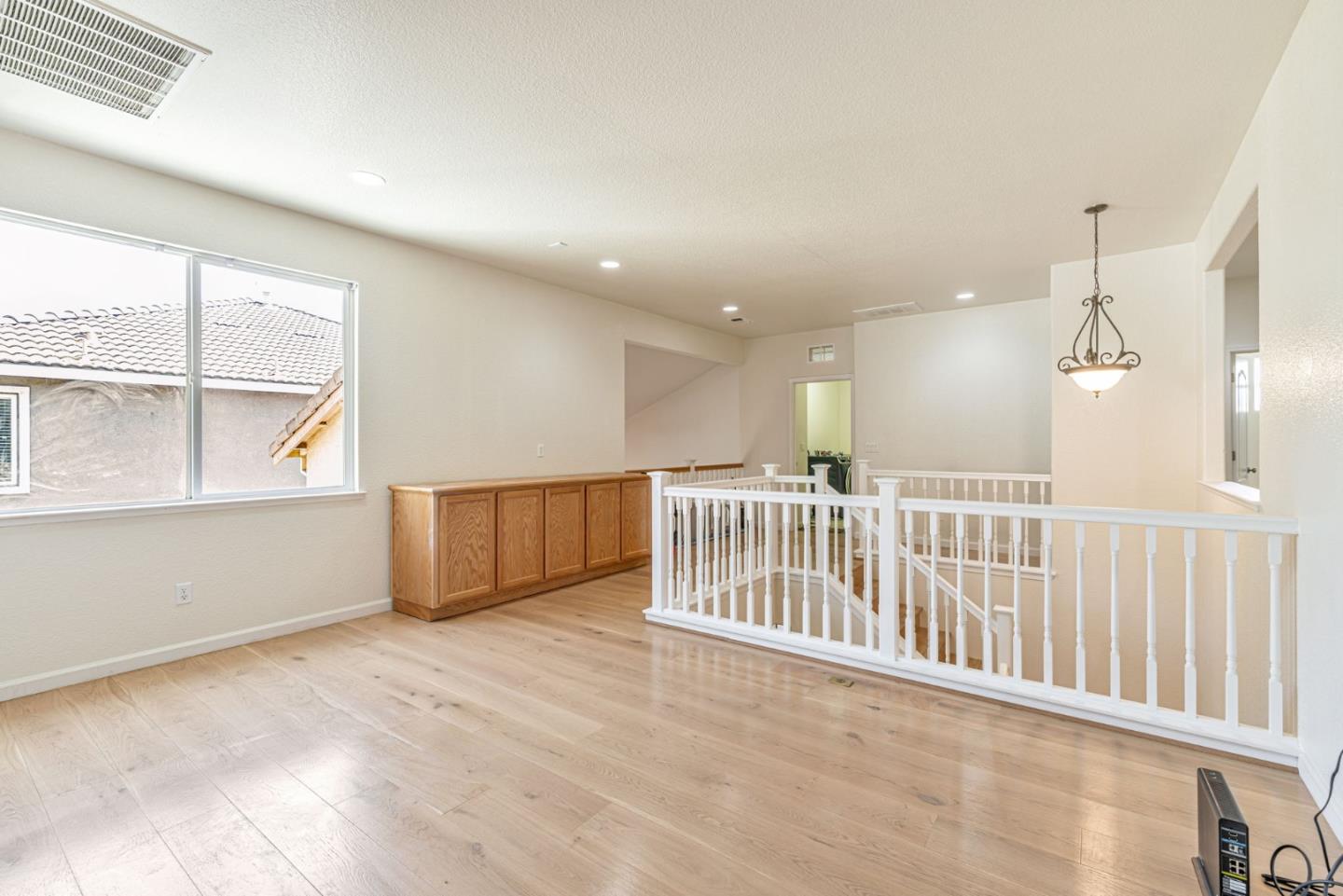 Detail Gallery Image 17 of 35 For 5305 Gold Creek Cir, Discovery Bay,  CA 94505 - 5 Beds | 3 Baths