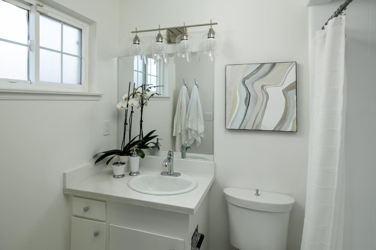 Detail Gallery Image 18 of 18 For 3376 Lubich Dr, Mountain View,  CA 94040 - 3 Beds | 2/1 Baths