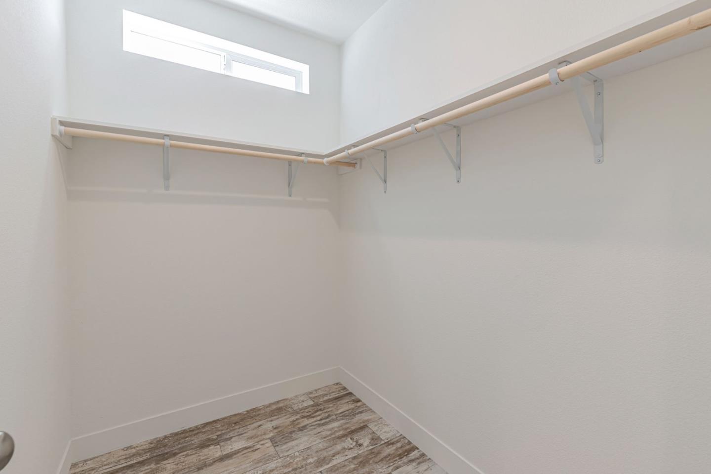 Detail Gallery Image 23 of 29 For 2900 Fairview Rd #34,  Hollister,  CA 95023 - 4 Beds | 2 Baths