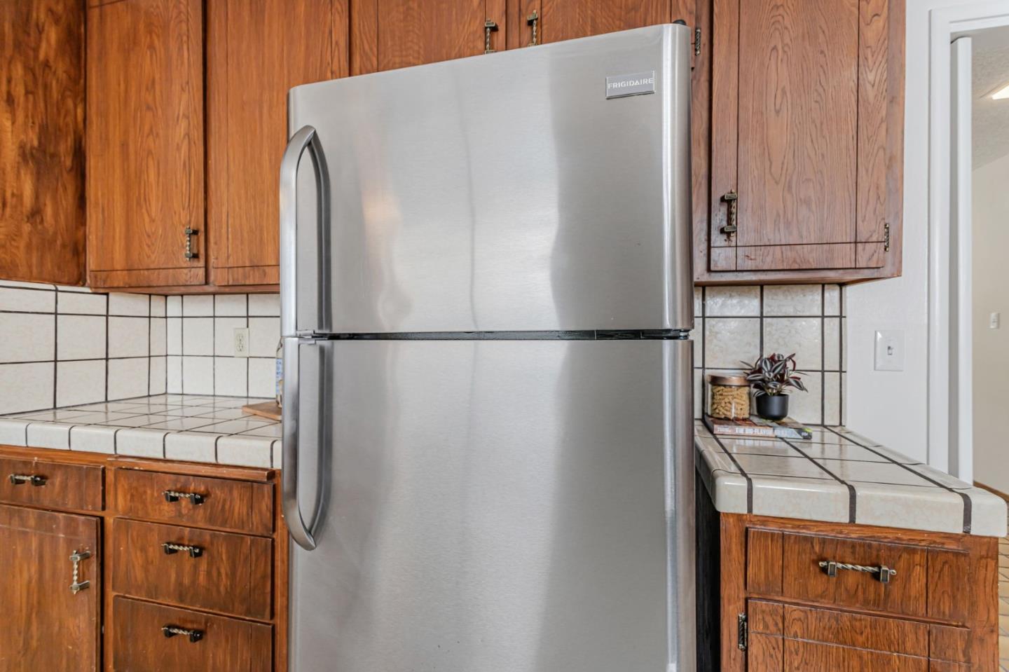 Detail Gallery Image 20 of 71 For 519 Escalona Dr, Santa Cruz,  CA 95060 - 4 Beds | 3 Baths