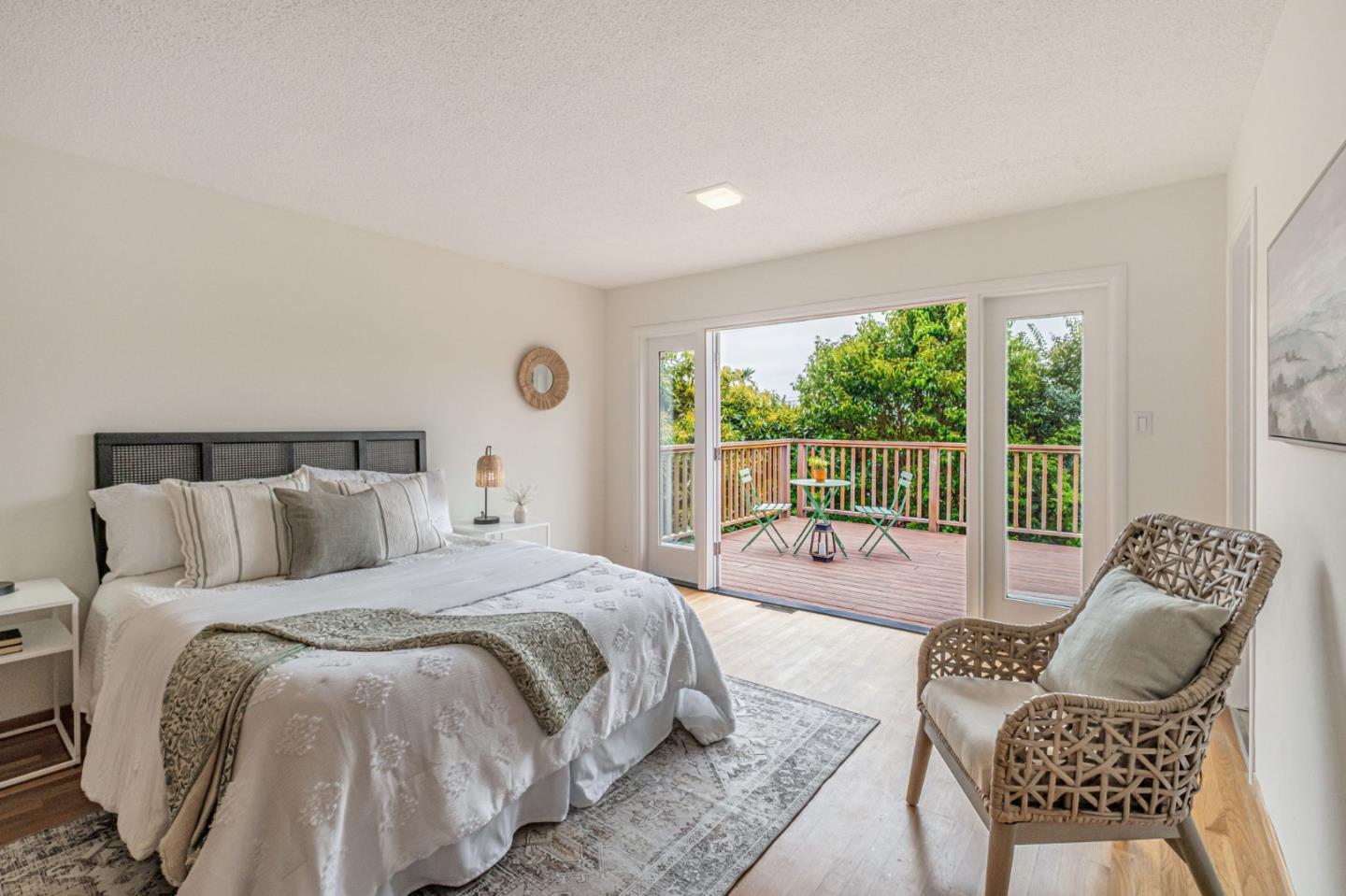 Detail Gallery Image 31 of 71 For 519 Escalona Dr, Santa Cruz,  CA 95060 - 4 Beds | 3 Baths
