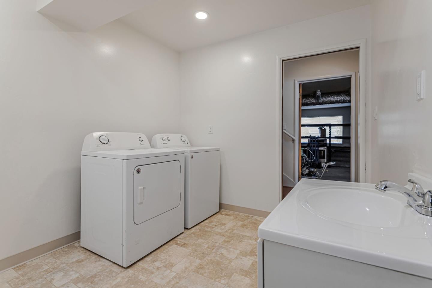 Detail Gallery Image 55 of 71 For 519 Escalona Dr, Santa Cruz,  CA 95060 - 4 Beds | 3 Baths