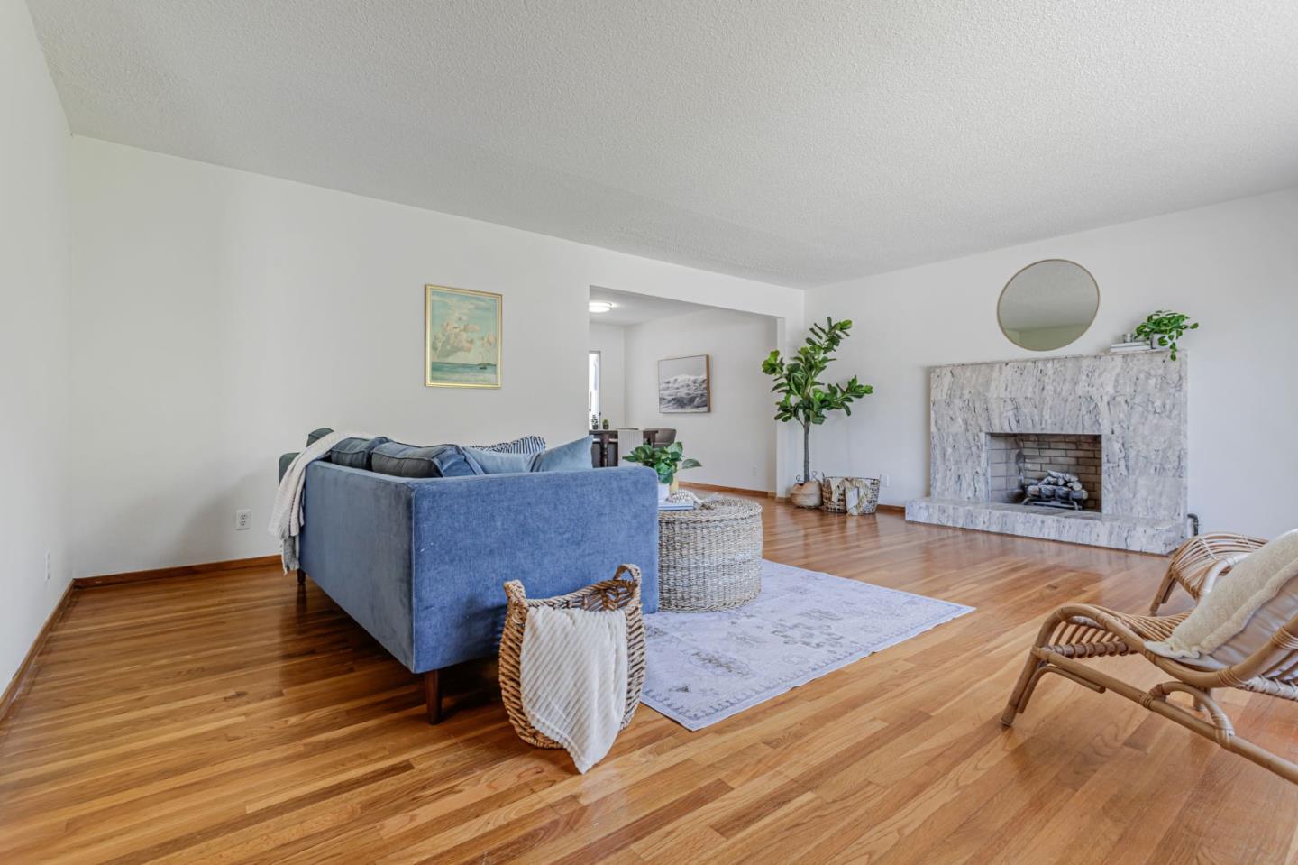Detail Gallery Image 8 of 71 For 519 Escalona Dr, Santa Cruz,  CA 95060 - 4 Beds | 3 Baths