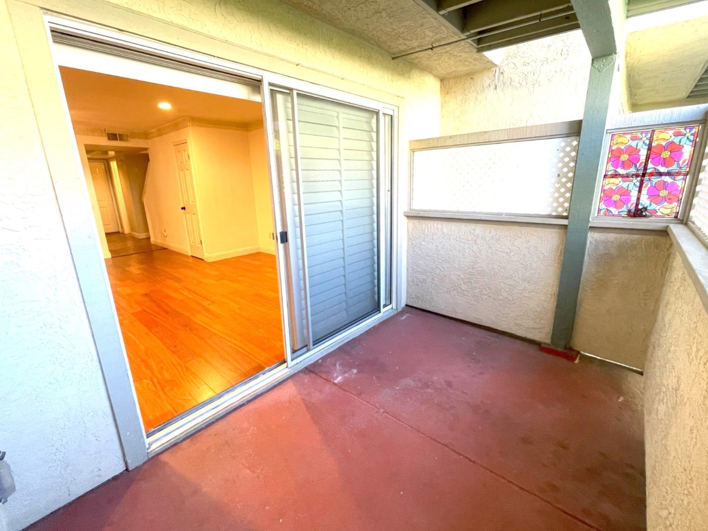 Detail Gallery Image 9 of 16 For 1087 Summerain Ct, San Jose,  CA 95122 - 2 Beds | 2/1 Baths