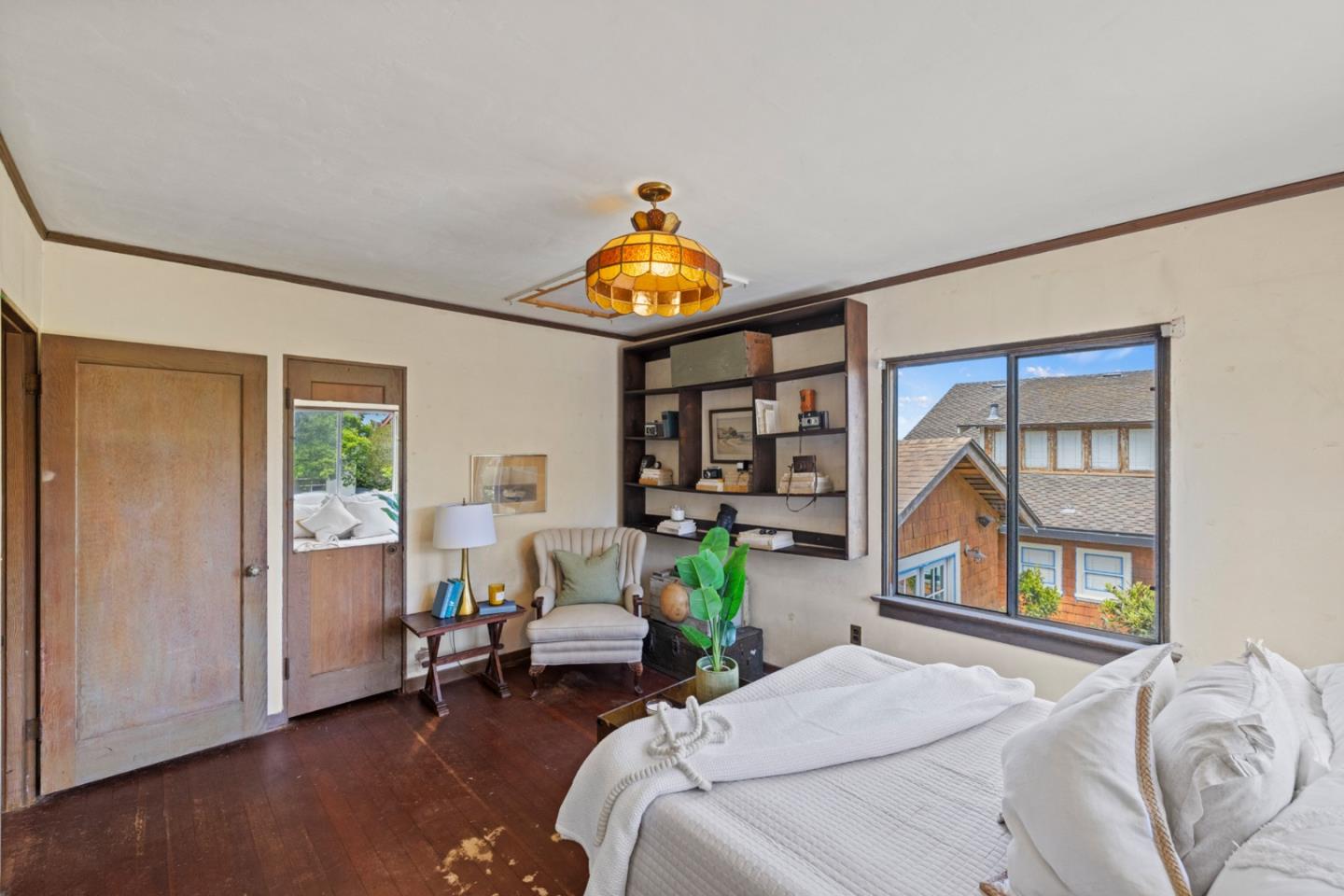 Detail Gallery Image 11 of 23 For 132 1st St, Pacific Grove,  CA 93950 - 2 Beds | 1 Baths