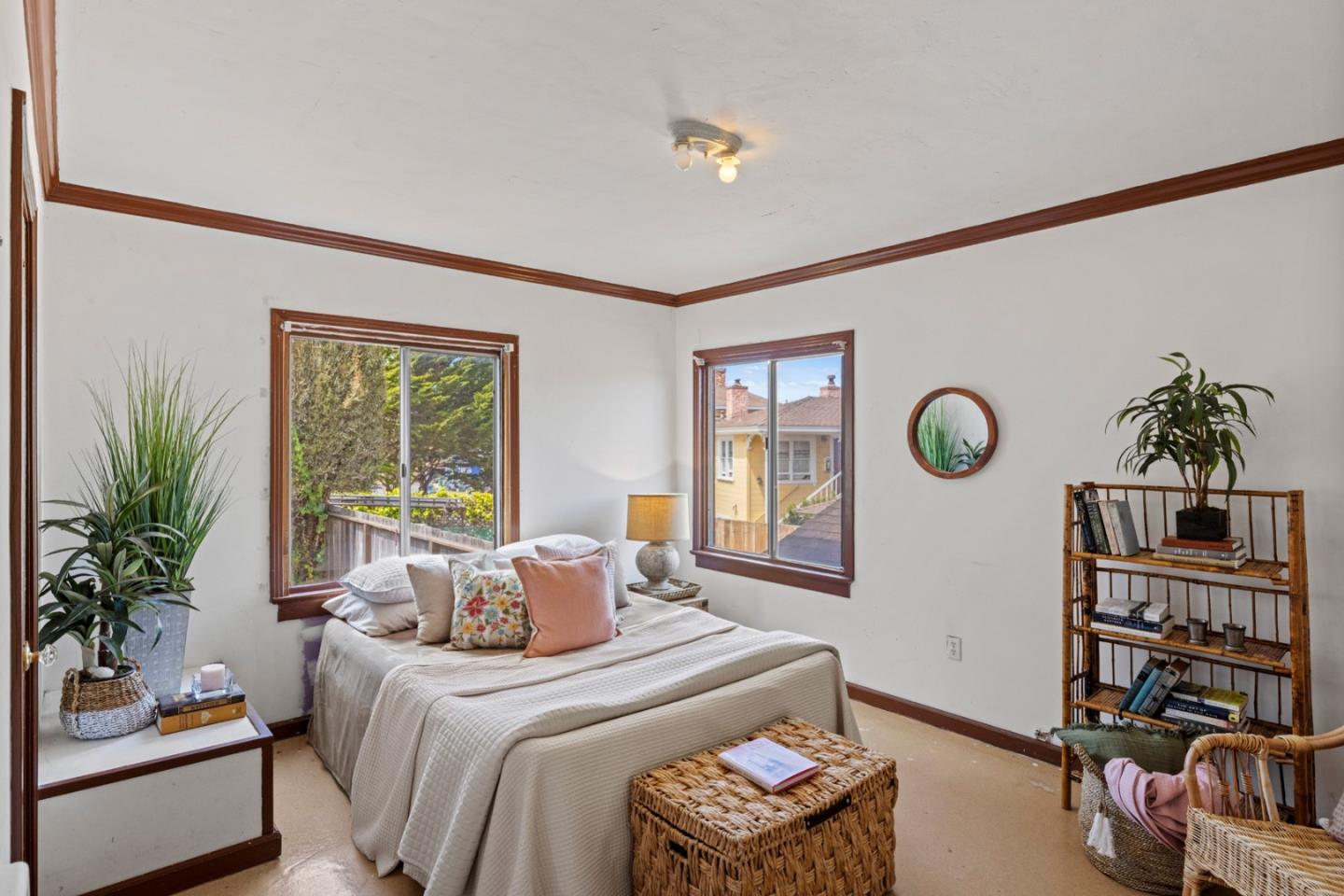 Detail Gallery Image 14 of 23 For 132 1st St, Pacific Grove,  CA 93950 - 2 Beds | 1 Baths