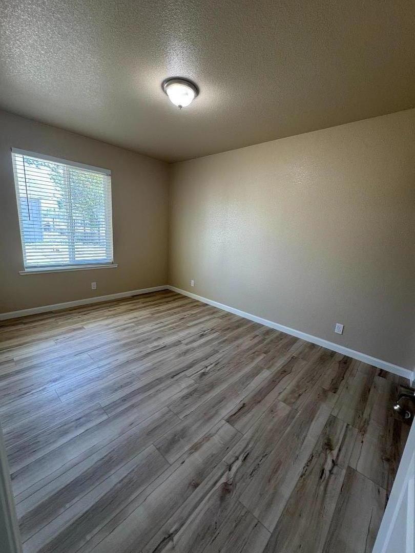 Detail Gallery Image 6 of 16 For 374 Oak Ave, Greenfield,  CA 93927 - 3 Beds | 1 Baths