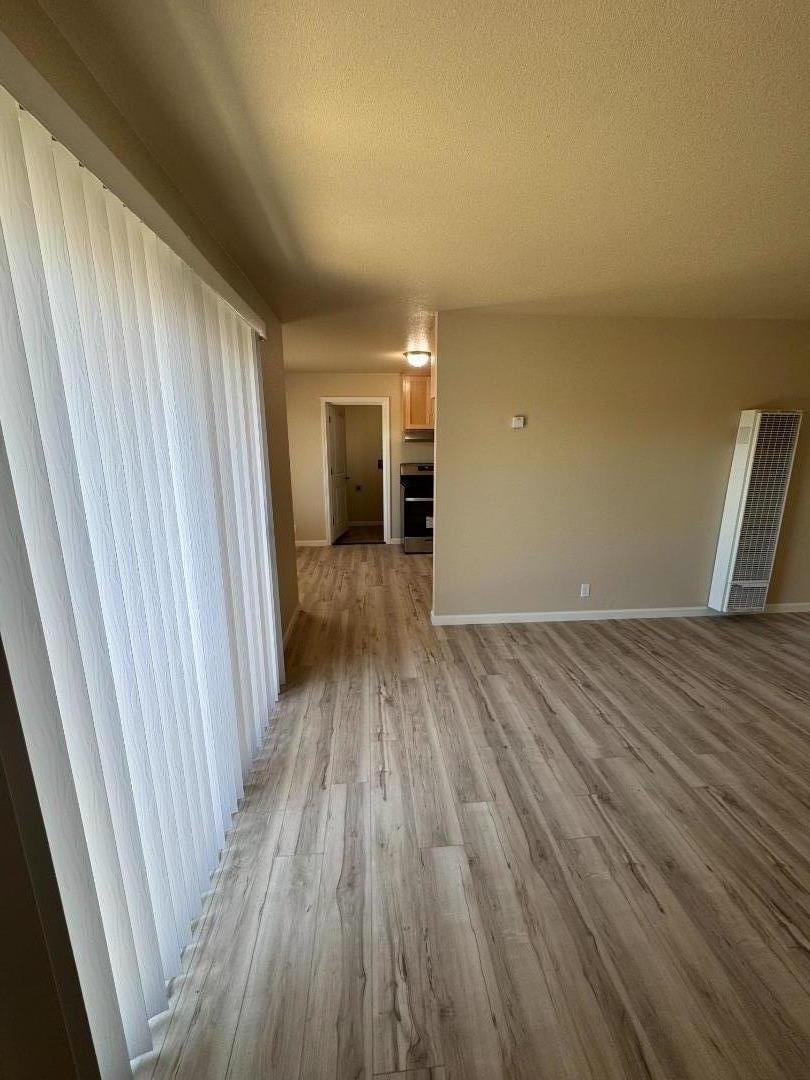 Detail Gallery Image 8 of 16 For 374 Oak Ave, Greenfield,  CA 93927 - 3 Beds | 1 Baths