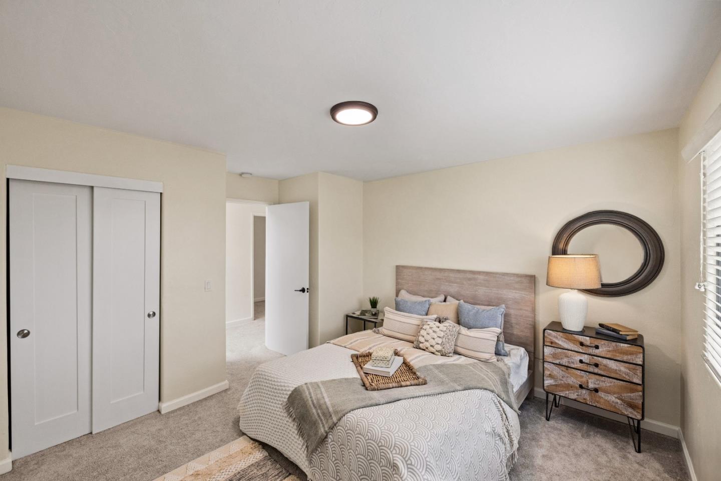 Detail Gallery Image 21 of 39 For 303 Del Robles Ave, Monterey,  CA 93940 - 3 Beds | 3 Baths