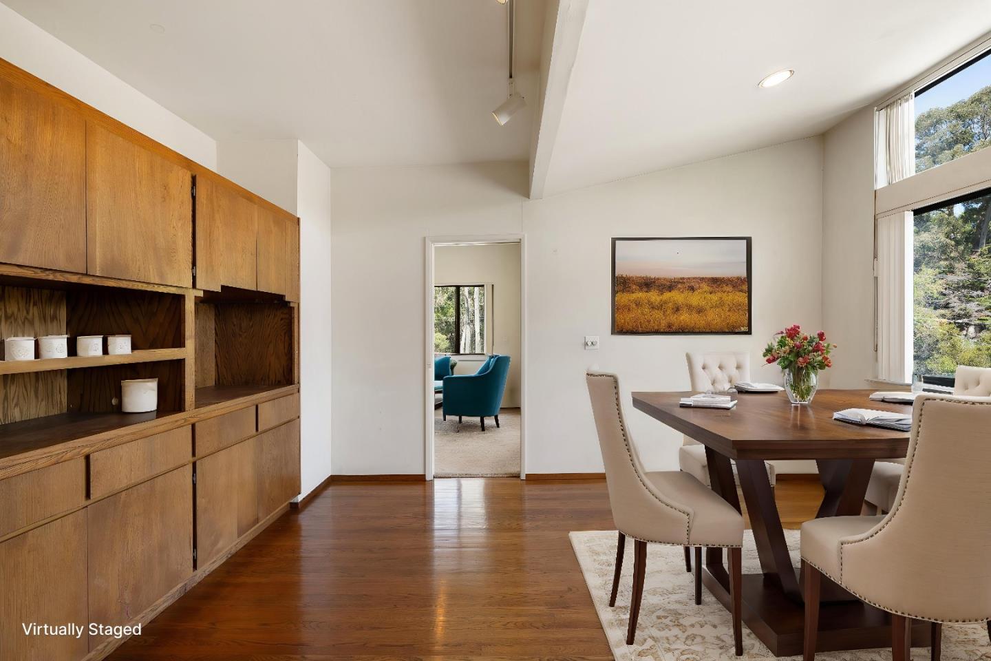Detail Gallery Image 12 of 51 For 901 Laurelwood Dr, San Mateo,  CA 94403 - 3 Beds | 2/1 Baths