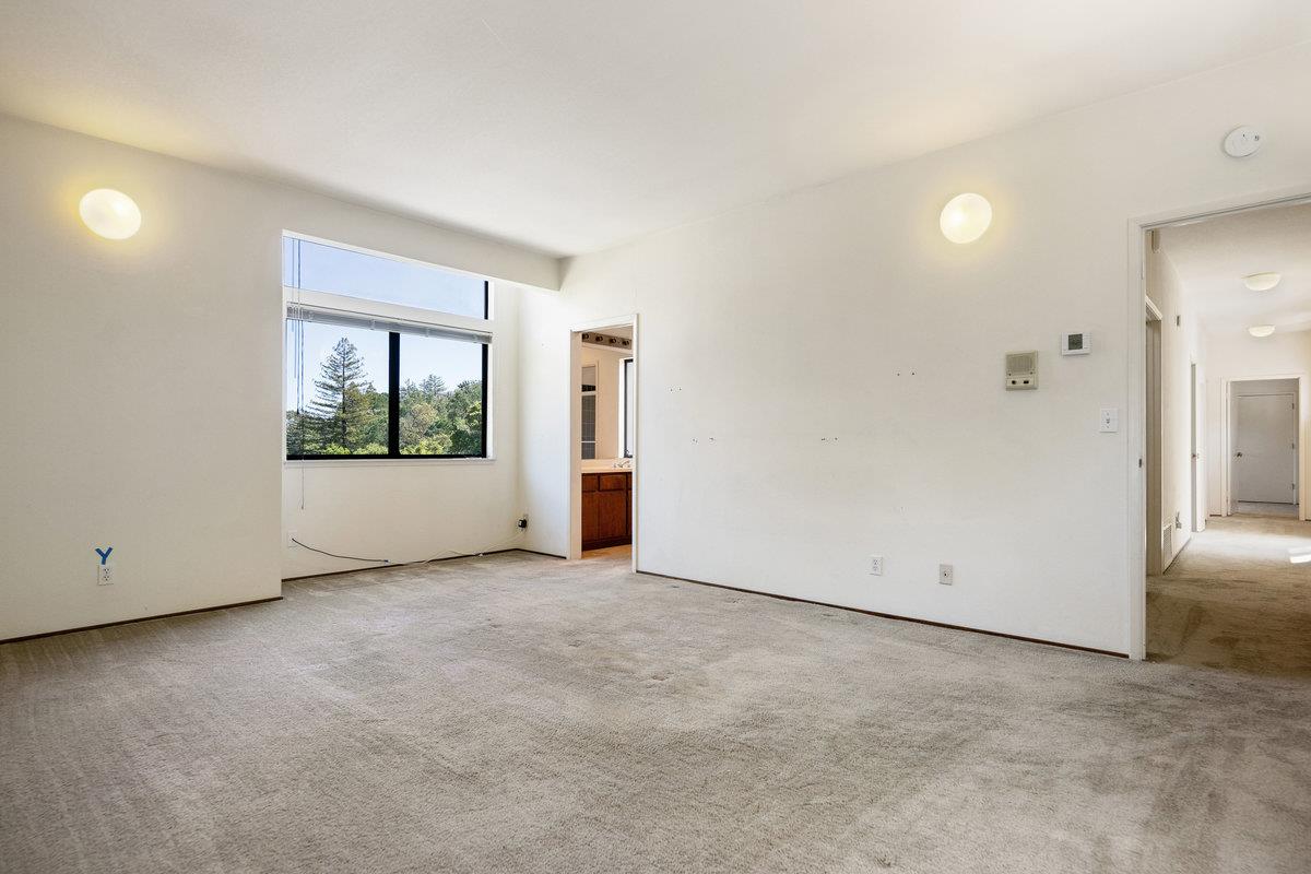Detail Gallery Image 24 of 51 For 901 Laurelwood Dr, San Mateo,  CA 94403 - 3 Beds | 2/1 Baths