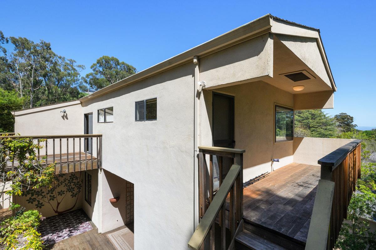 Detail Gallery Image 45 of 51 For 901 Laurelwood Dr, San Mateo,  CA 94403 - 3 Beds | 2/1 Baths