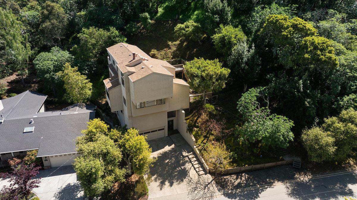 Detail Gallery Image 48 of 51 For 901 Laurelwood Dr, San Mateo,  CA 94403 - 3 Beds | 2/1 Baths