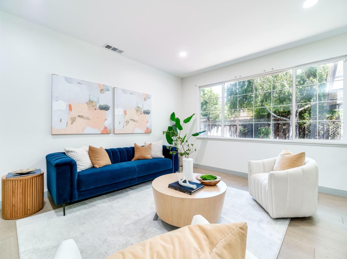 Detail Gallery Image 15 of 38 For 1067 Beaumont Dr, San Jose,  CA 95129 - 3 Beds | 2 Baths