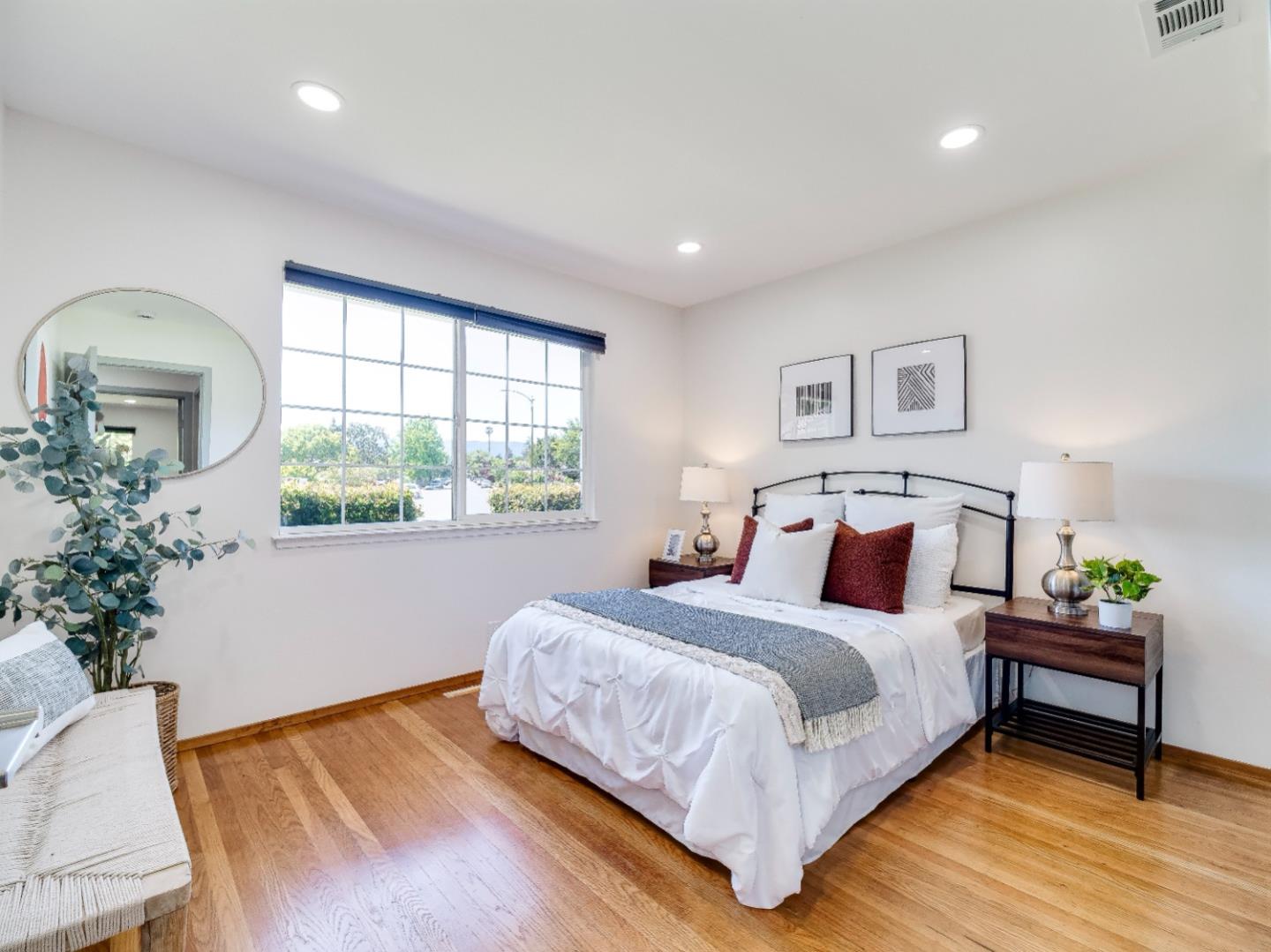 Detail Gallery Image 19 of 38 For 1067 Beaumont Dr, San Jose,  CA 95129 - 3 Beds | 2 Baths
