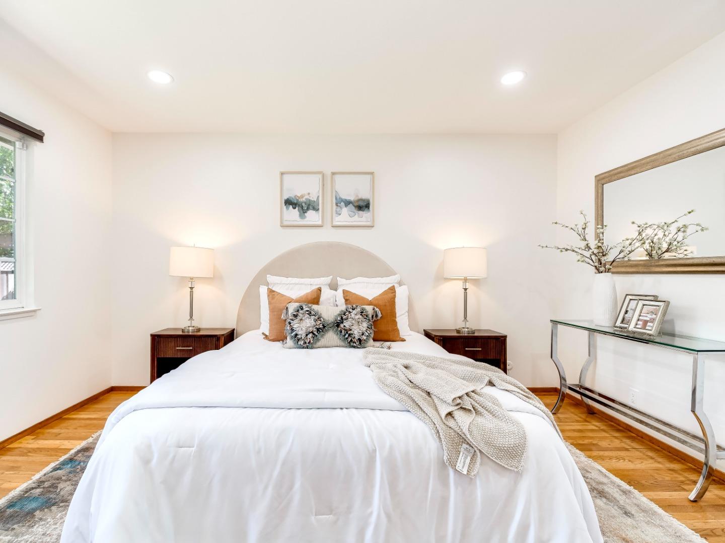 Detail Gallery Image 21 of 38 For 1067 Beaumont Dr, San Jose,  CA 95129 - 3 Beds | 2 Baths