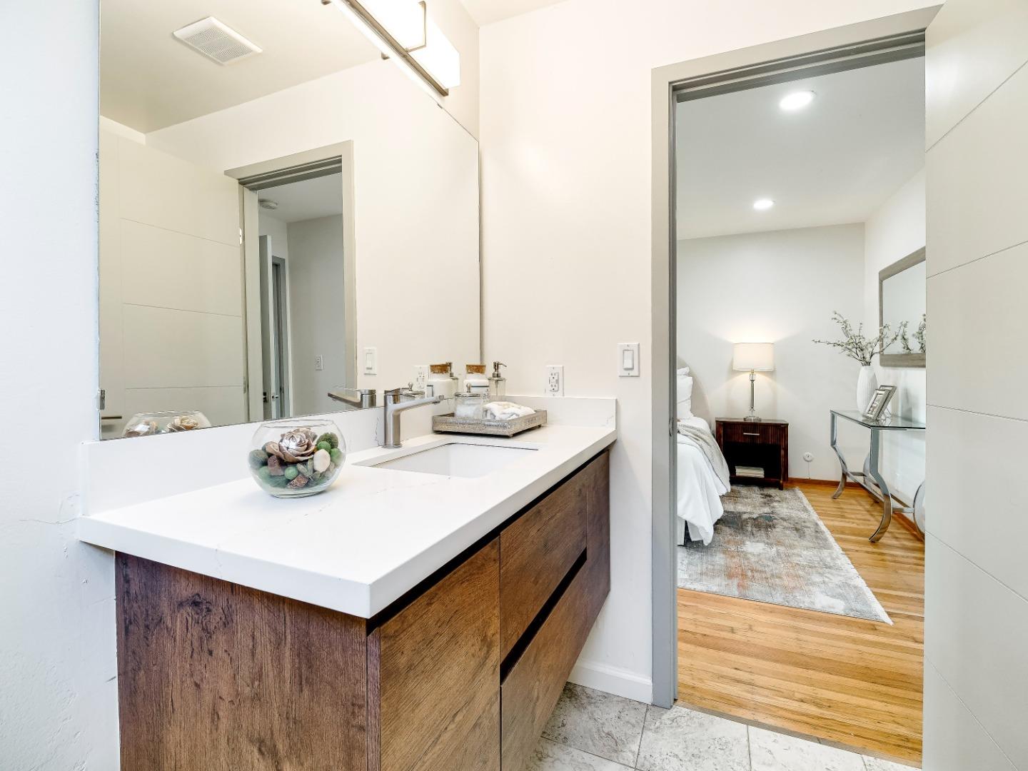 Detail Gallery Image 25 of 38 For 1067 Beaumont Dr, San Jose,  CA 95129 - 3 Beds | 2 Baths