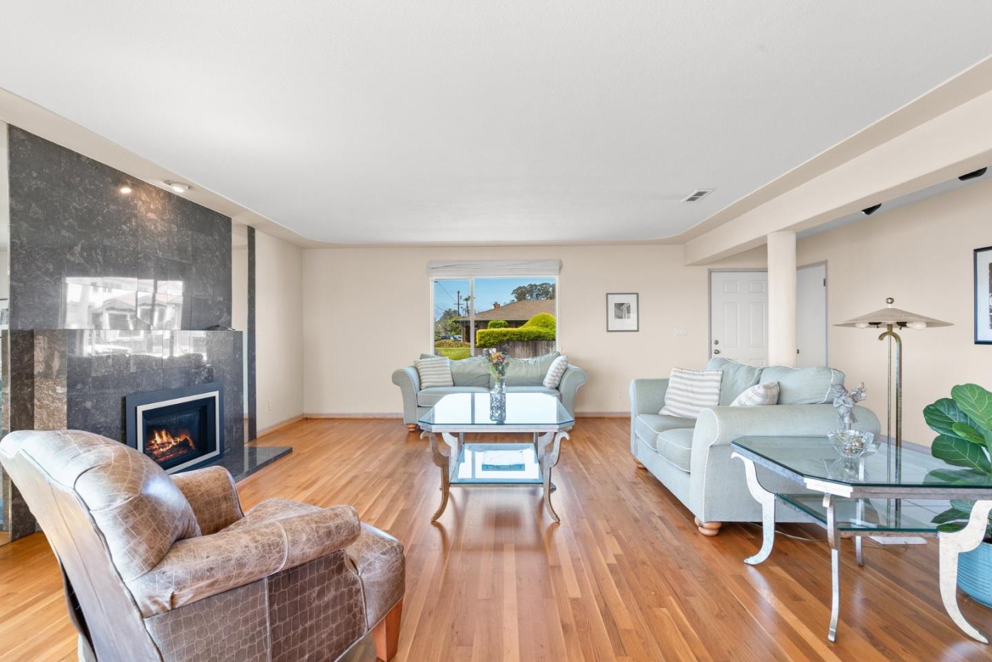 Detail Gallery Image 15 of 61 For 102 32nd Ave, Santa Cruz,  CA 95062 - 3 Beds | 2 Baths