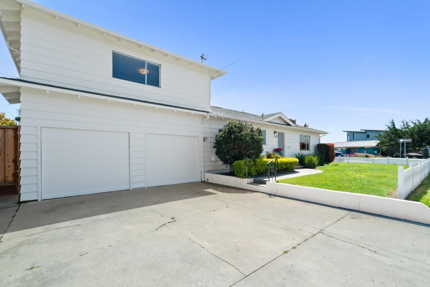 Detail Gallery Image 53 of 61 For 102 32nd Ave, Santa Cruz,  CA 95062 - 3 Beds | 2 Baths