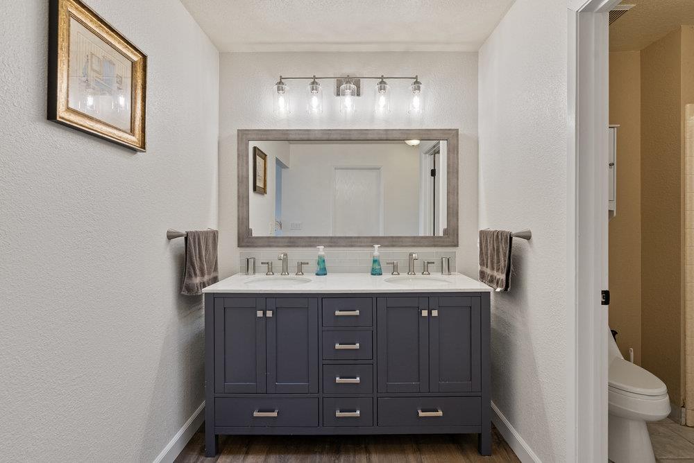 Detail Gallery Image 22 of 31 For 892 Duffin Dr, Hollister,  CA 95023 - 2 Beds | 3 Baths