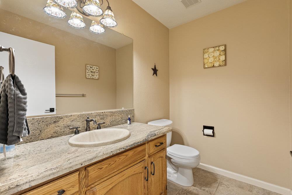 Detail Gallery Image 24 of 31 For 892 Duffin Dr, Hollister,  CA 95023 - 2 Beds | 3 Baths