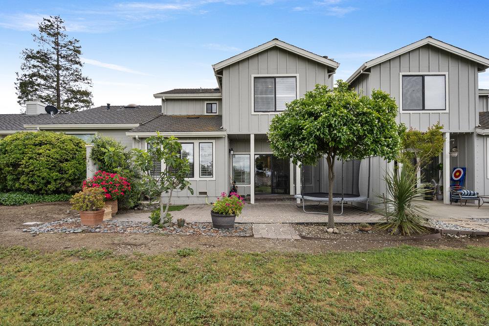 Detail Gallery Image 26 of 31 For 892 Duffin Dr, Hollister,  CA 95023 - 2 Beds | 3 Baths