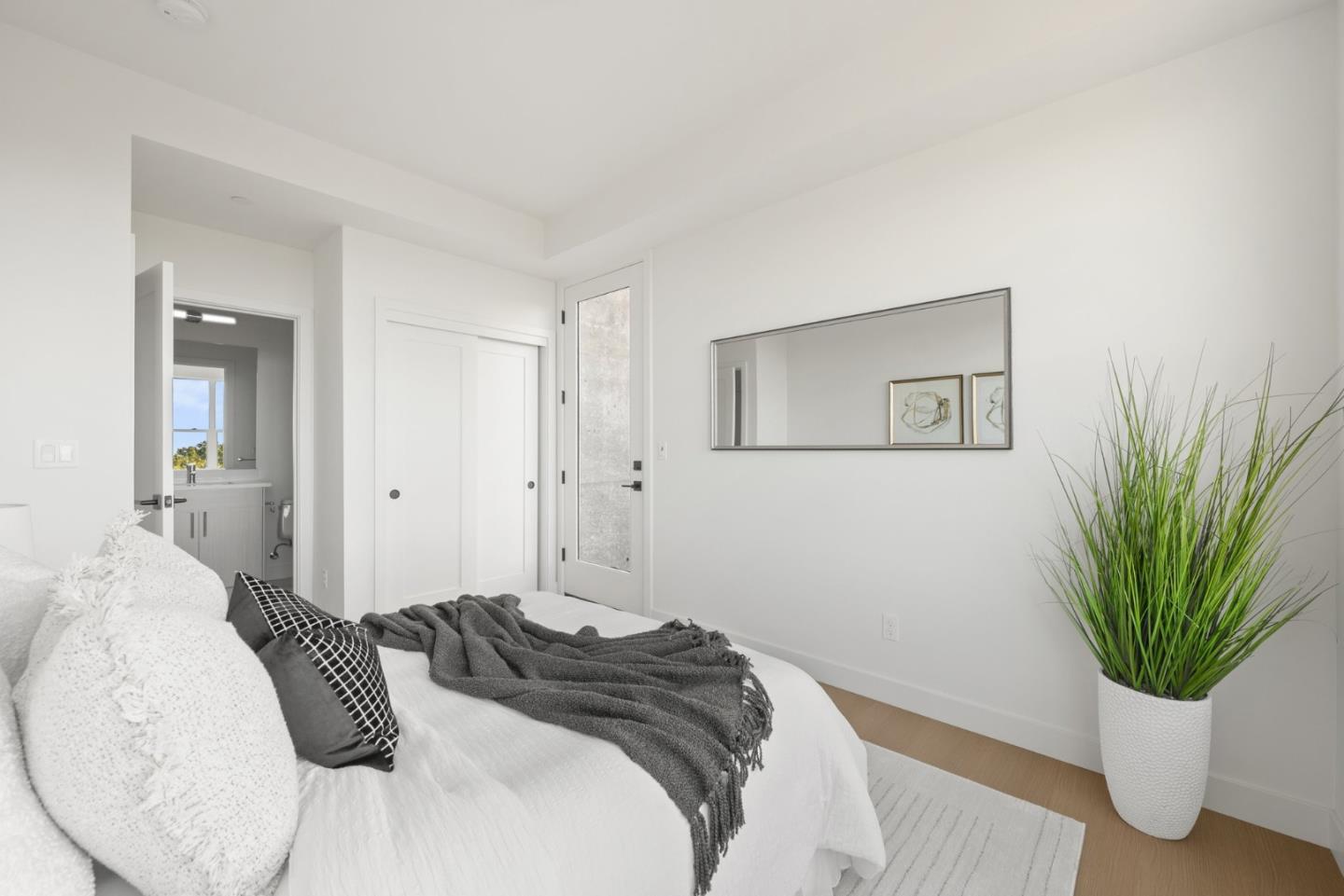 Detail Gallery Image 26 of 50 For 803 Fassler Ave, Pacifica,  CA 94044 - 2 Beds | 2/1 Baths