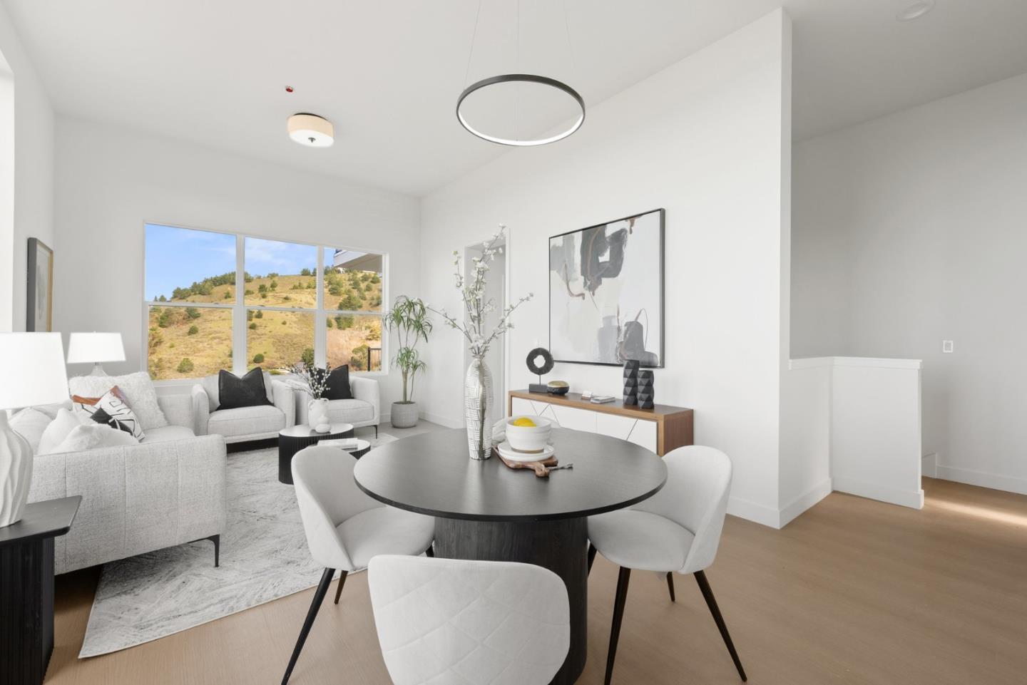 Detail Gallery Image 9 of 50 For 803 Fassler Ave, Pacifica,  CA 94044 - 2 Beds | 2/1 Baths