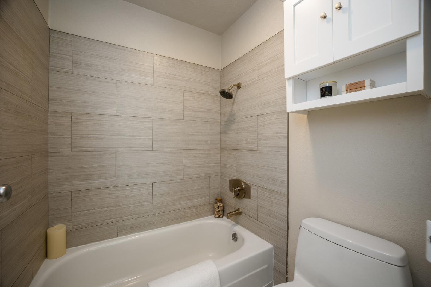 Detail Gallery Image 29 of 43 For 359 Half Moon Ln #113,  Daly City,  CA 94015 - 1 Beds | 1 Baths
