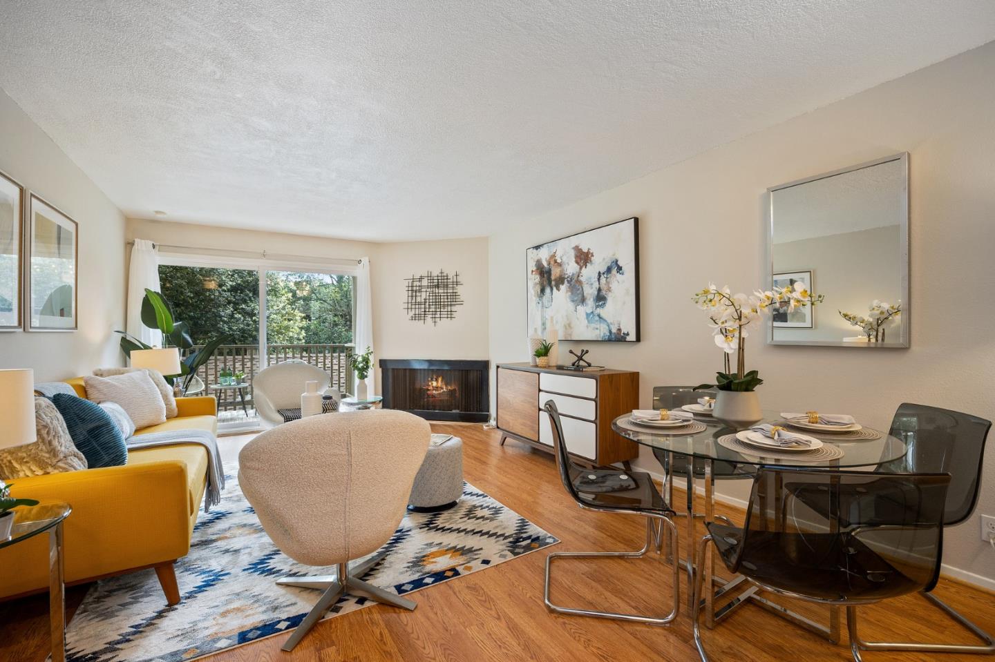 Detail Gallery Image 8 of 43 For 359 Half Moon Ln #113,  Daly City,  CA 94015 - 1 Beds | 1 Baths