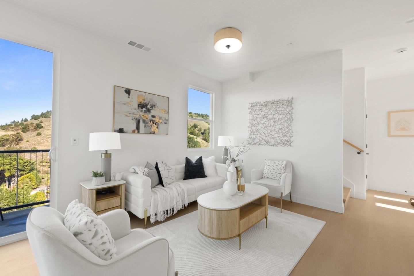 Detail Gallery Image 5 of 54 For 801 Fassler Ave, Pacifica,  CA 94044 - 3 Beds | 2/1 Baths