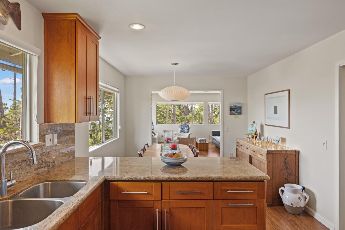 Detail Gallery Image 13 of 39 For 24735 Dolores St, Carmel,  CA 93923 - 2 Beds | 2 Baths