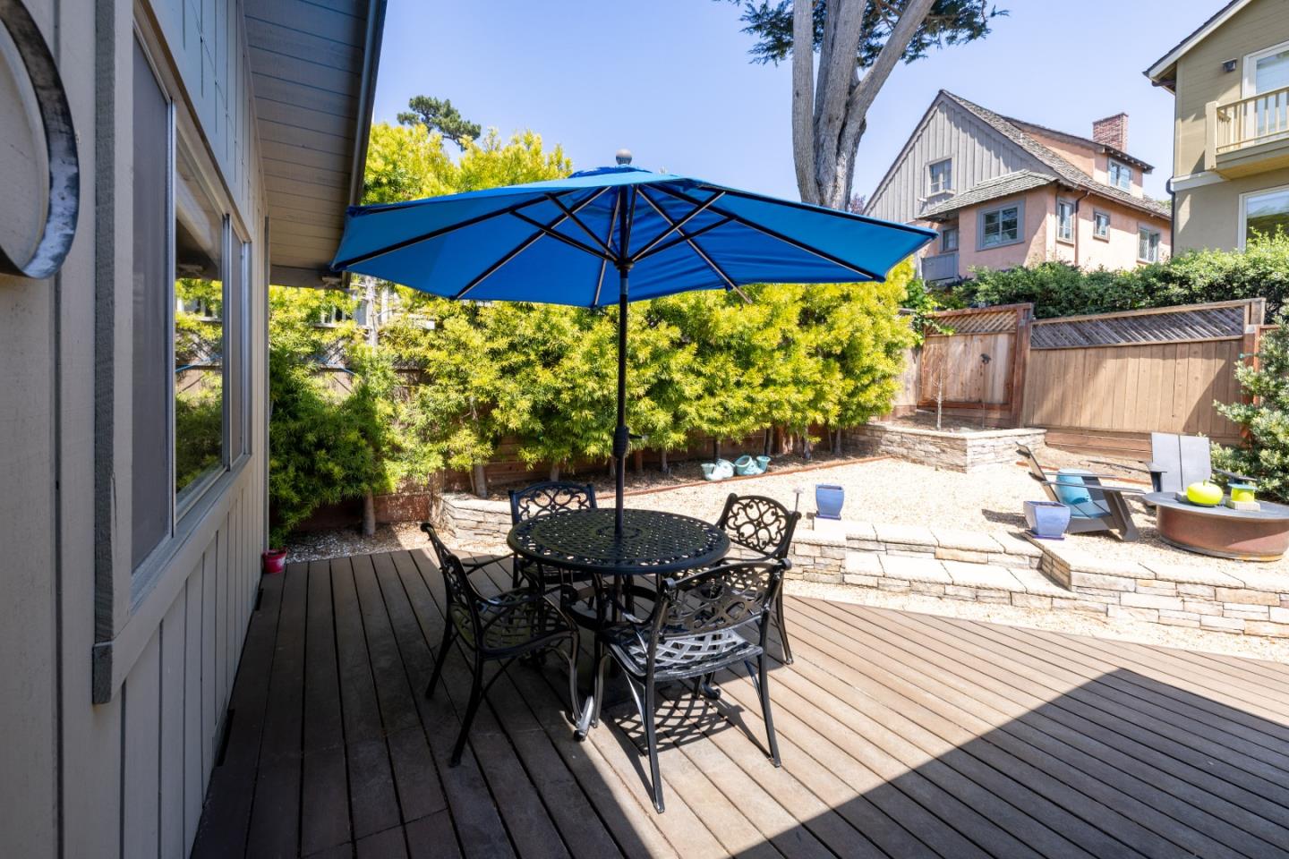 Detail Gallery Image 23 of 39 For 24735 Dolores St, Carmel,  CA 93923 - 2 Beds | 2 Baths