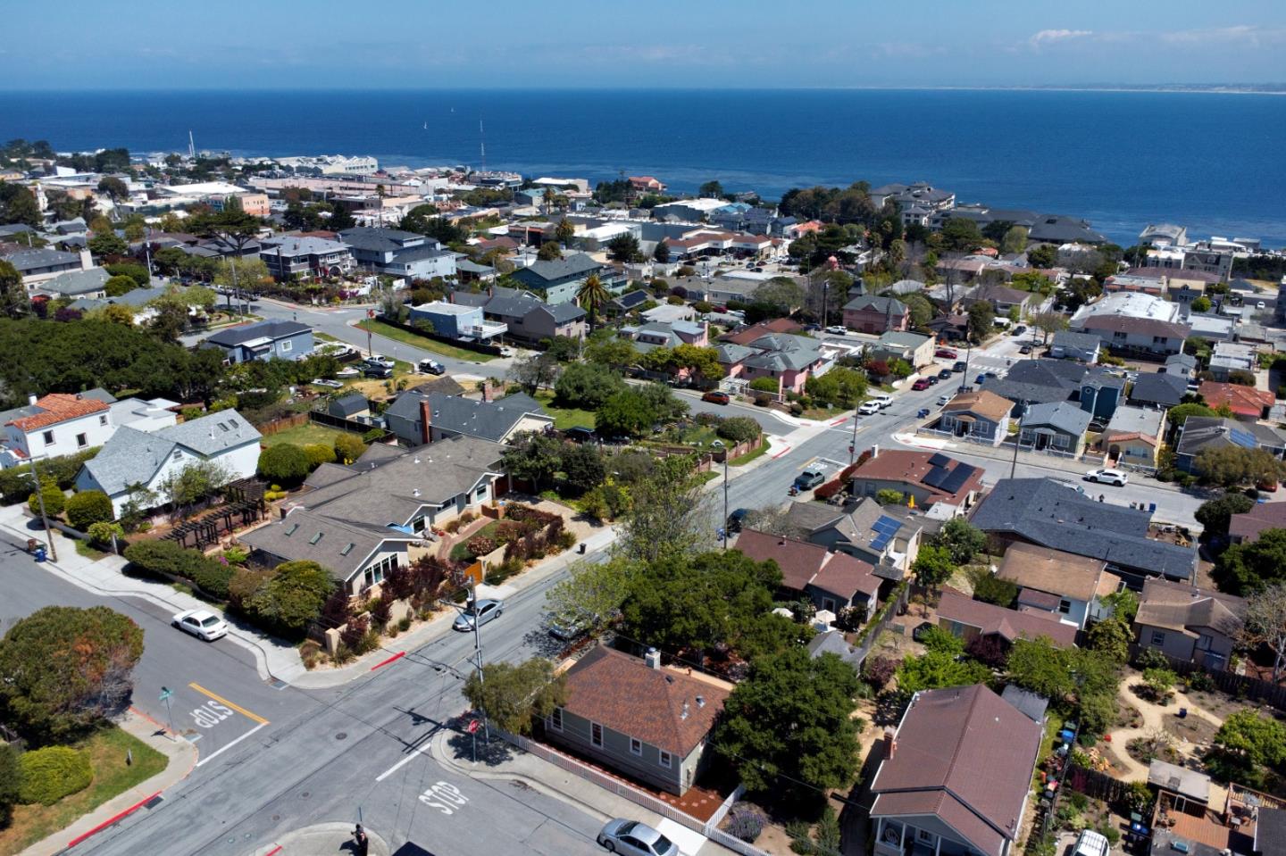 Detail Gallery Image 34 of 35 For 519 Dickman Ave, Monterey,  CA 93940 - 2 Beds | 2 Baths