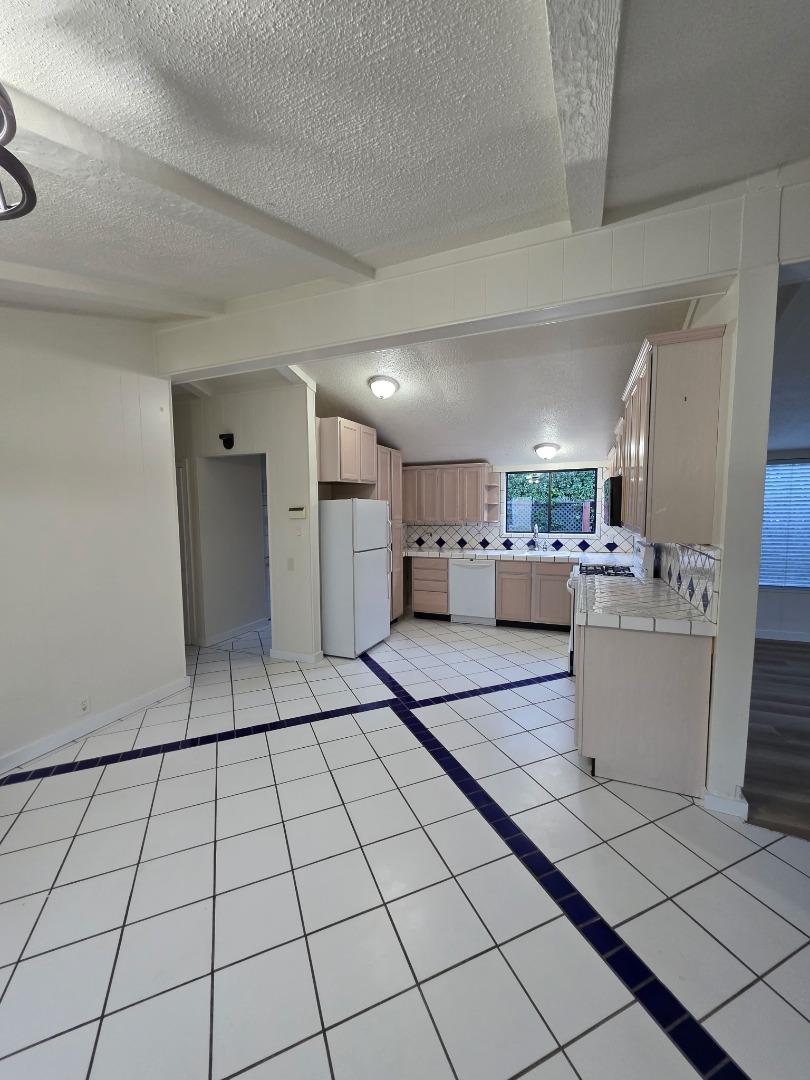 Detail Gallery Image 5 of 15 For 56 Guadalajara Dr #56,  Sonoma,  CA 95476 - 2 Beds | 2 Baths