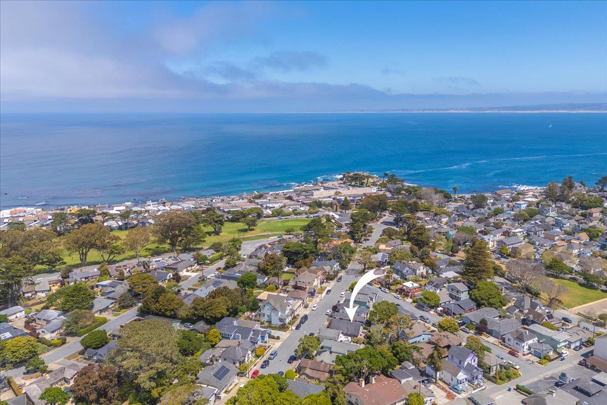 Detail Gallery Image 43 of 48 For 161 Pacific Ave, Pacific Grove,  CA 93950 - 2 Beds | 2 Baths