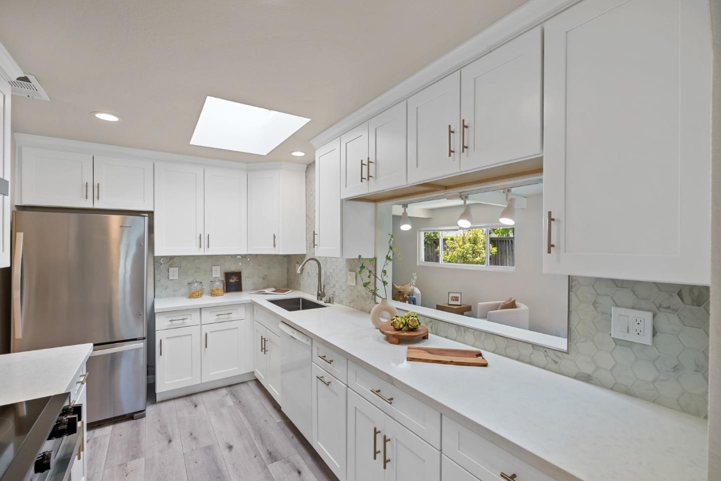 Detail Gallery Image 16 of 45 For 2667 Sutro Dr, San Jose,  CA 95124 - 3 Beds | 2 Baths