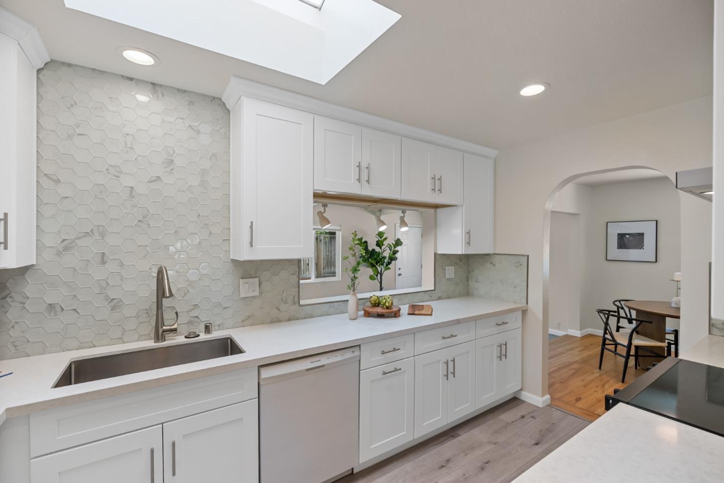 Detail Gallery Image 17 of 45 For 2667 Sutro Dr, San Jose,  CA 95124 - 3 Beds | 2 Baths