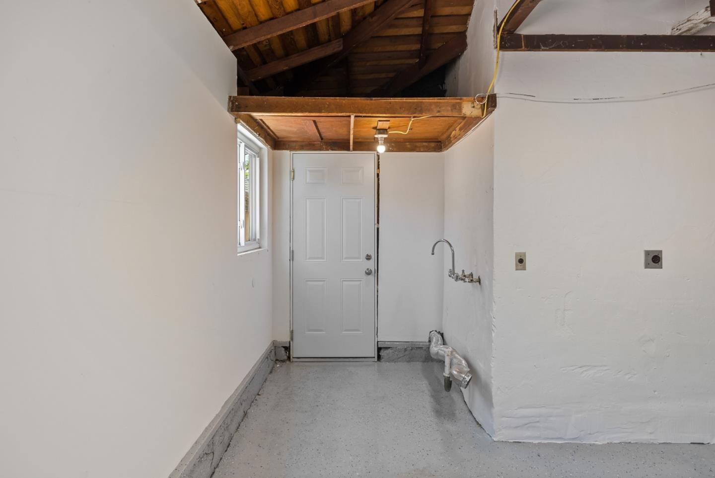 Detail Gallery Image 39 of 45 For 2667 Sutro Dr, San Jose,  CA 95124 - 3 Beds | 2 Baths